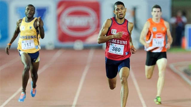 Wayde and Lucky into national 200m final | News Article