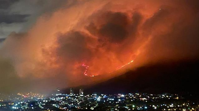 Evacuations as firefighters battle Table Mountain blaze | News Article