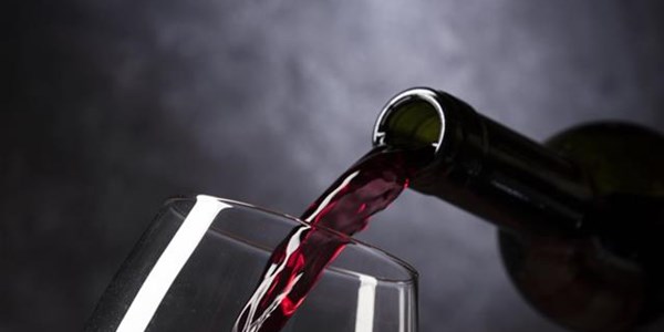 #OFMBusinessHour: Liquor industry chastises government over Easter off-site consumption ban #OFMBusinessHour: Liquor industry chastises government over Easter off-site consumption ban | News Article