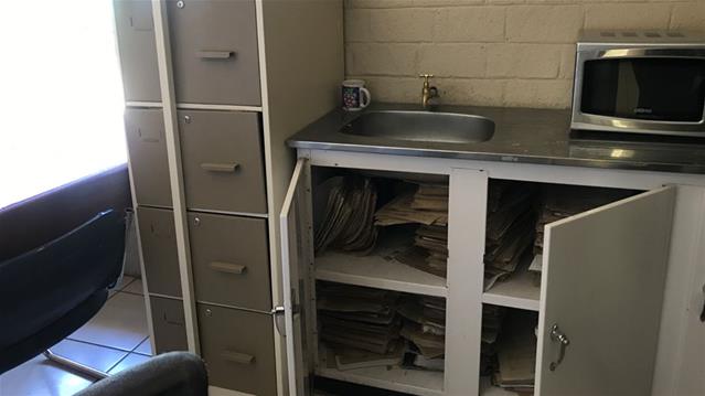 Frustration builds at resource-strapped Bfn police station - PHOTOS | News Article