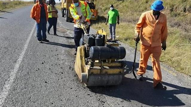 Agri MEC answers questions on FS roads | News Article