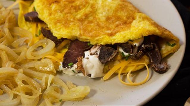 Your Weekend Breakfast Recipe - Biltong and cream cheese omelette | OFM