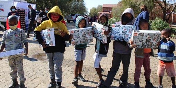 Headstart Kids, Volvo Bfn make a difference Headstart Kids, Volvo Bfn make a difference | News Article
