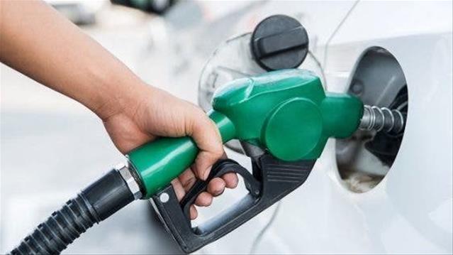 #SakeUur: Petrolprys daal met 10 sent | News Article
