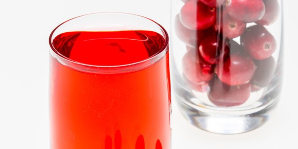 Cranberry juice cuts heart disease and stroke risk | News Article