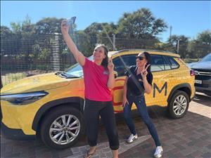 Engen Kathu vier hul eerste verjaarsdag!